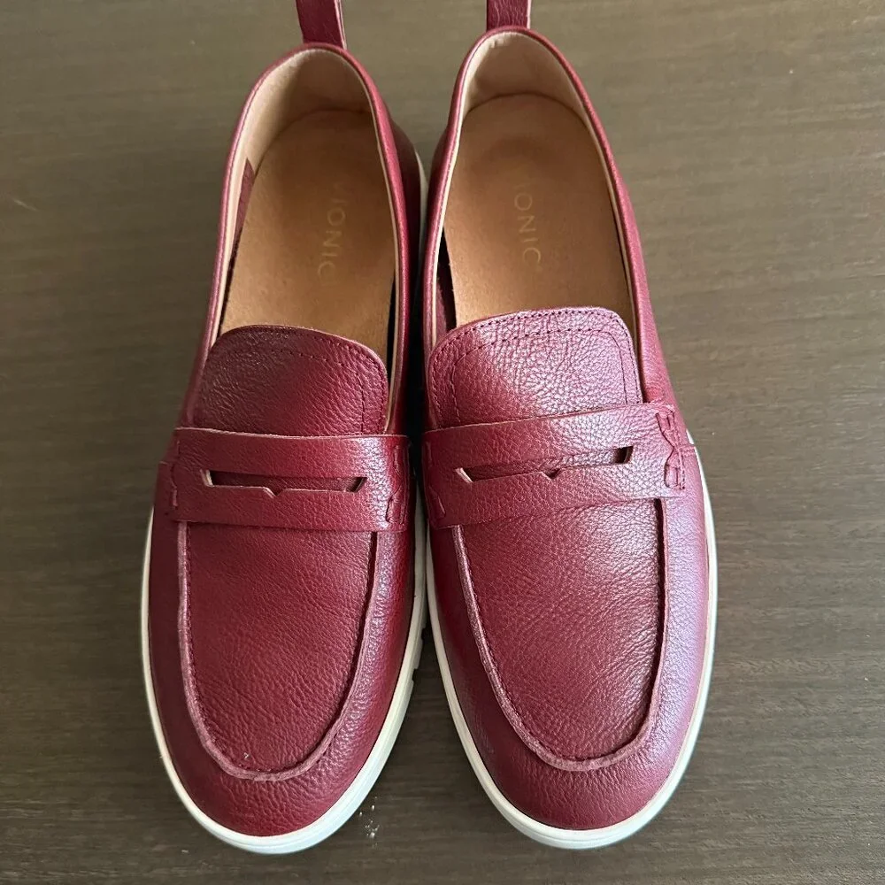 NIB Vionic Uptown Penny Loafer Syrah Sz. 11 - Picture 3 of 7
